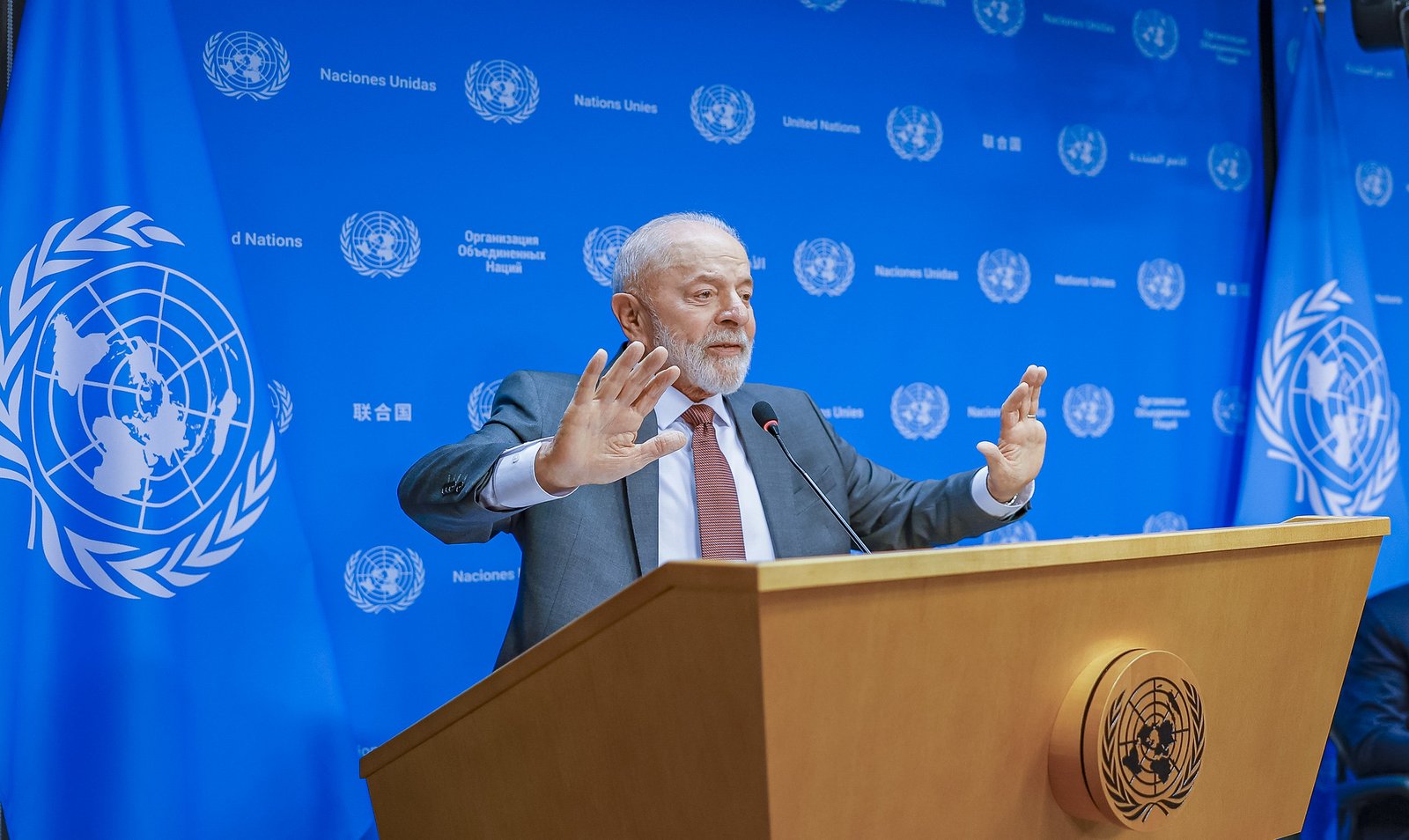 Lula Tem Hemorragia Intracraniana, é Operado Em São Paulo E Está Na Uti